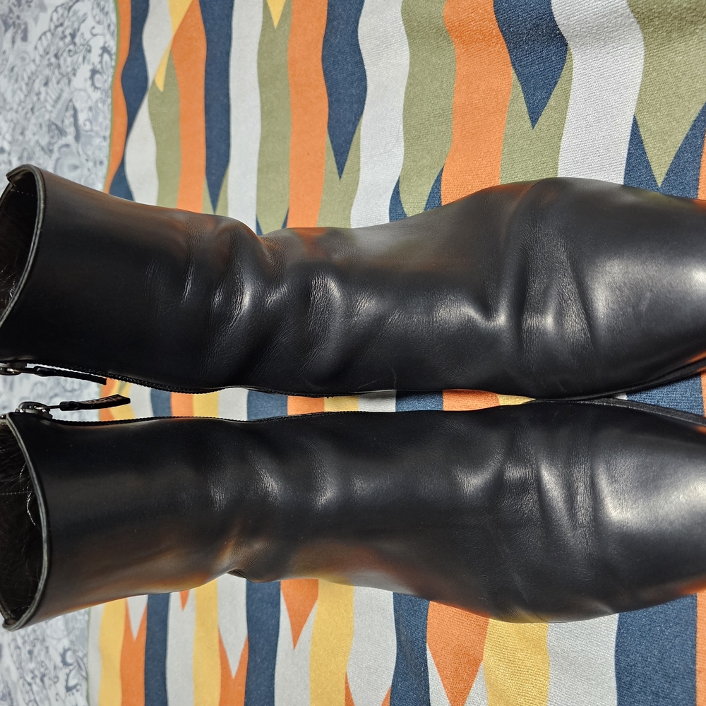 Gucci Black Leather Chelsea Boots - Picture 7 of 7